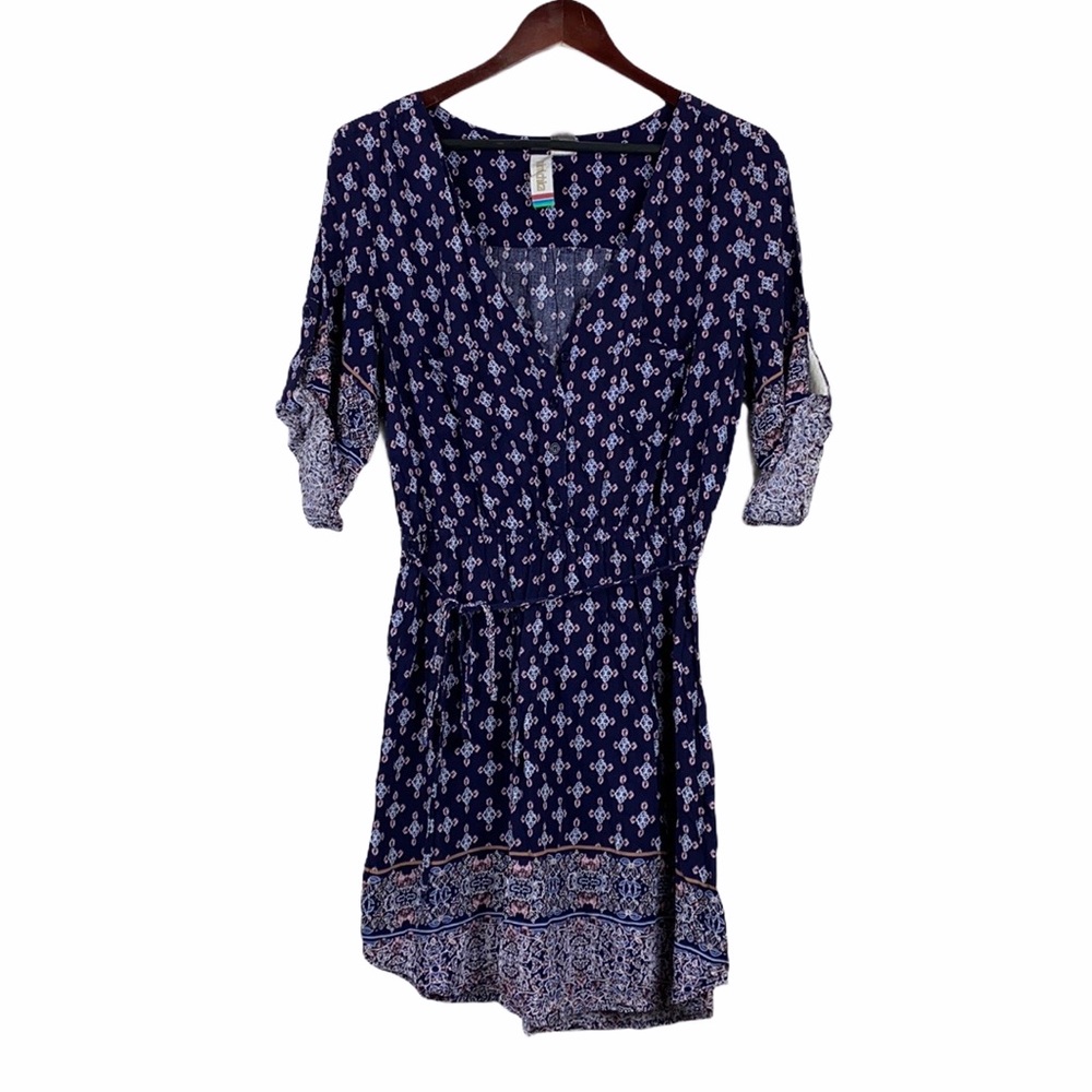 Mimi Chica ‘90s Vintage Roll Tab Sleeve Mini Dress